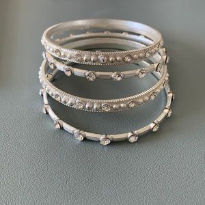 Set of 4 Silver Bangles